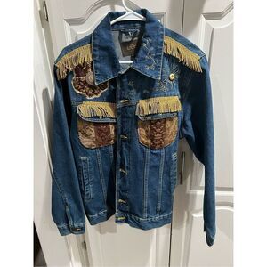 Vtg Embellished Lee Outerwear Denim Jacket. Size small